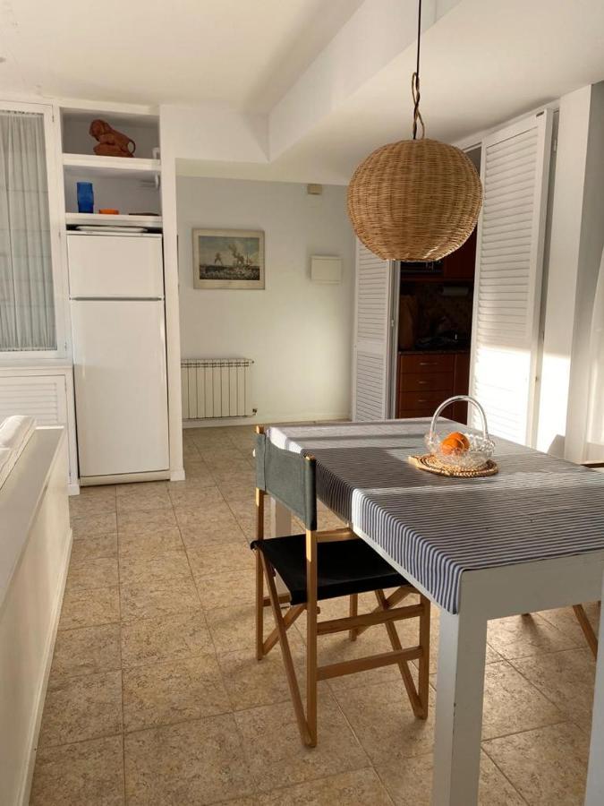 Port De'N Perris Appartement L' Escala Buitenkant foto
